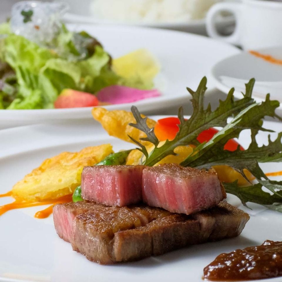 Kiyama Premium Lunch Full Course - 9 Dishes [Same-Day OK] | Kobe Beef Sushi, Appetizers, Steak, Dessert, etc.