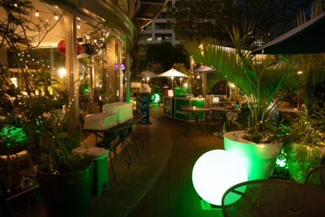 【夏季テラス限定】2時間飲み放題付き♪定番のスチームチキンやお酒に合うお料理全7品テラスプラン