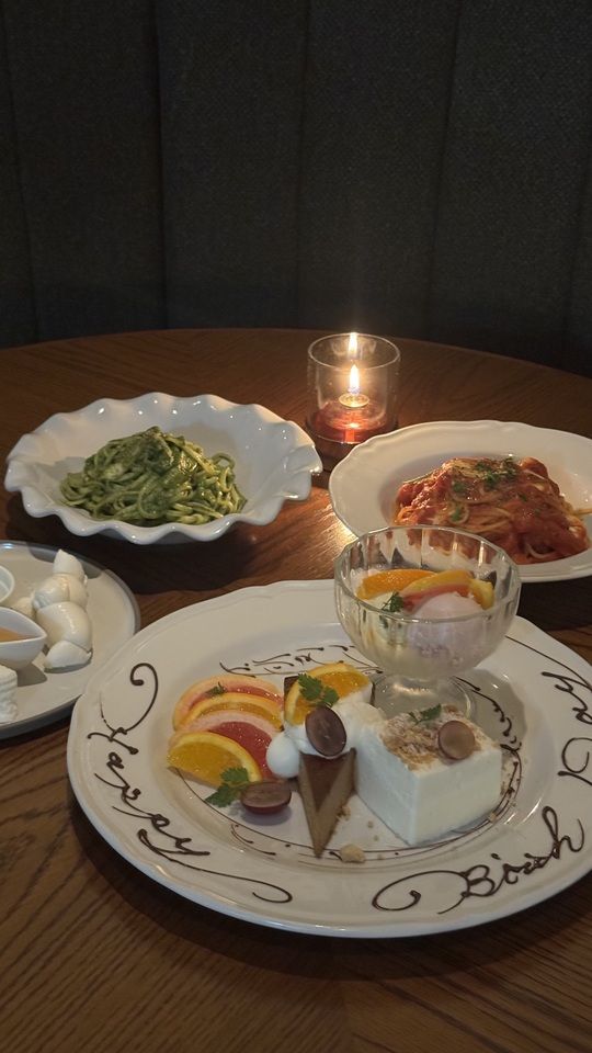 【Anniversary Dinner Course】デザートプレート付き　つくりたてフレッシュチーズと生パスタ、選べるメインなど全5品コース