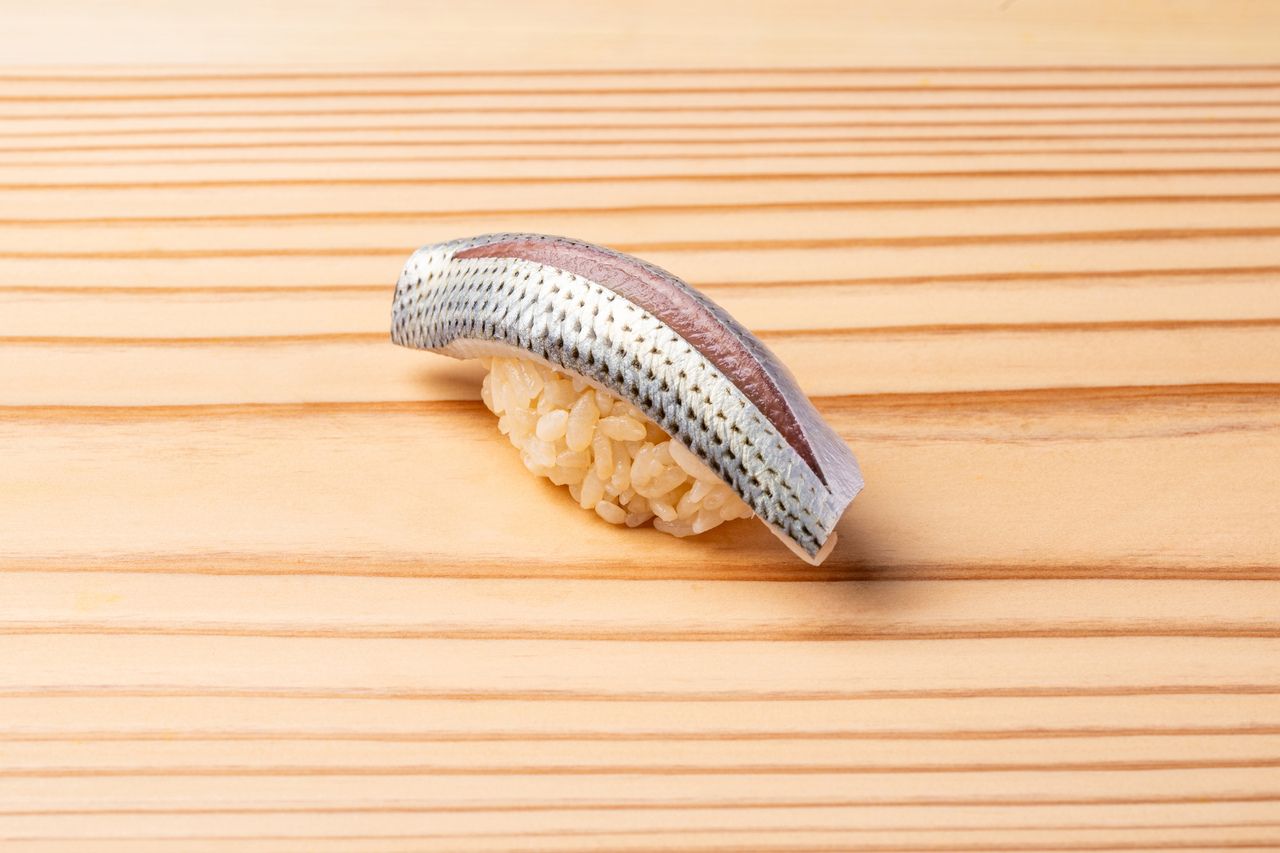 Seasonal Omakase of Nigiri and Delicacies by Chef Sakai’s apprentice　special Lunch②　¥33,000+ (tax included)
