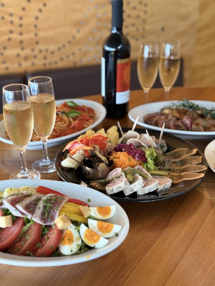 特別な日や歓送迎会にピッタリなコースです　（お飲み物は別です）
