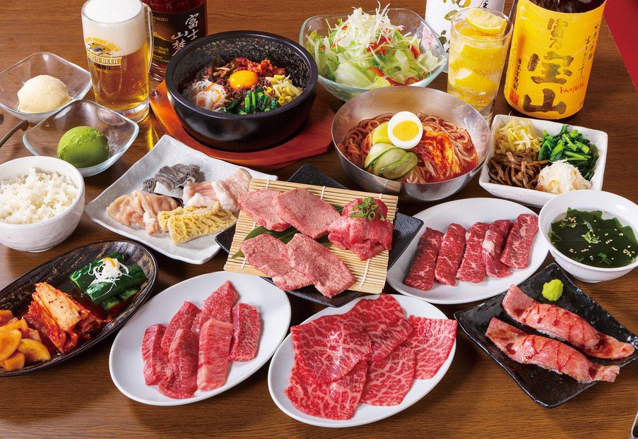 おすすめ【成　“特選”8,000円コース】お肉＋１品料理・握り・〆の冷麺付き（全11品）
