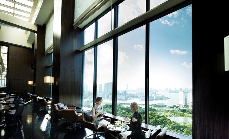 バー＆ラウンジ 「トゥエンティエイト」