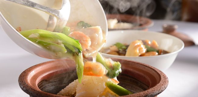 Chinese Restaurant "TOH-LEE"