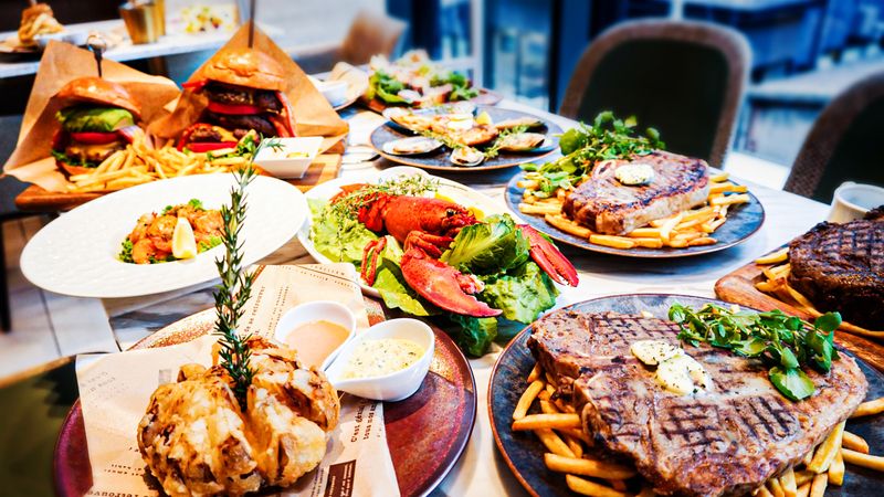 レストランSTITCH  / コートヤード・バイ・マリオット大阪本町