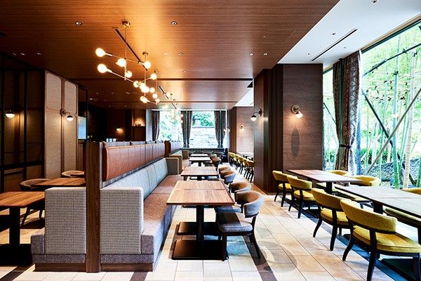 All Day Dining CROSS DINE