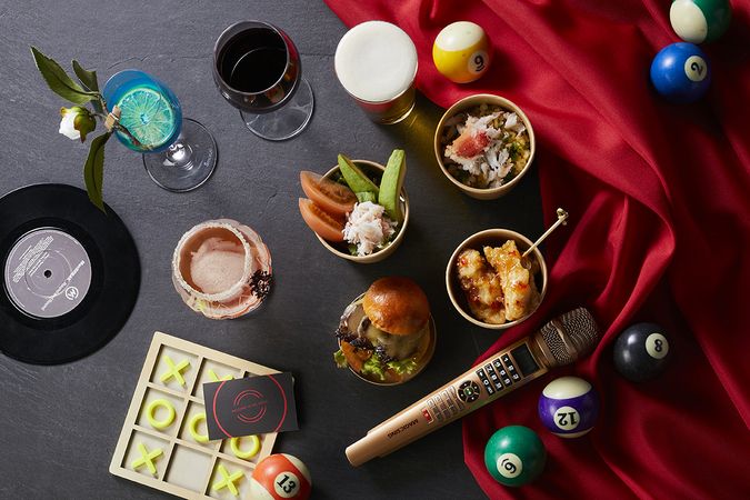 レトロバー「ナンバー10」/ スイスホテル南海大阪