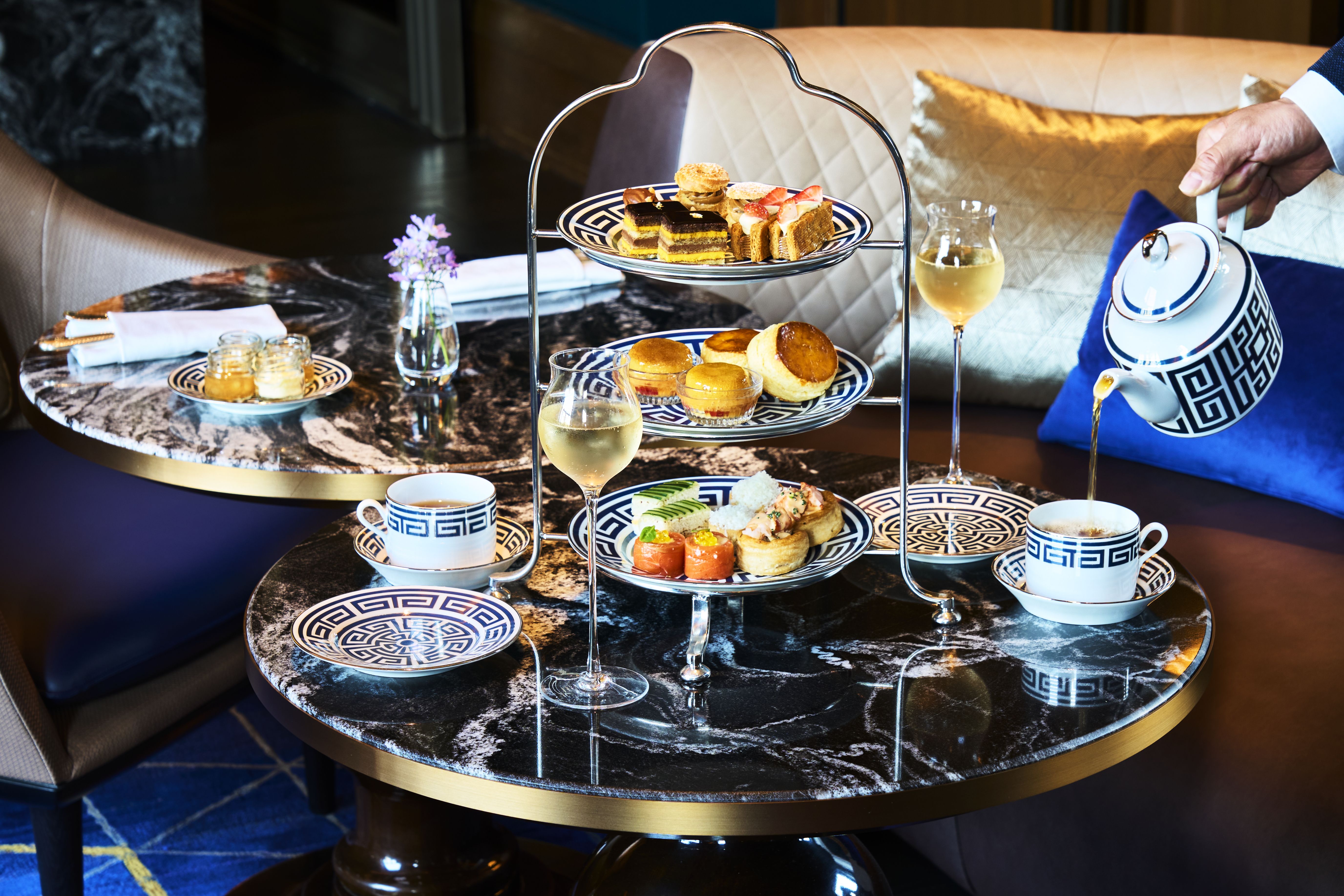 The St. Regis Bar / The St. Regis Osaka