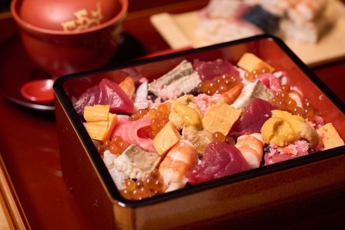 法善寺 鮨 さかた