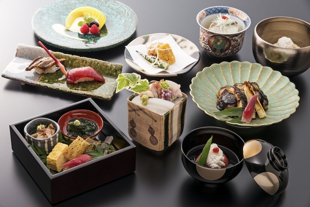 【昼】2h飲み放題付きプラン　1,0000円　土日祝限定