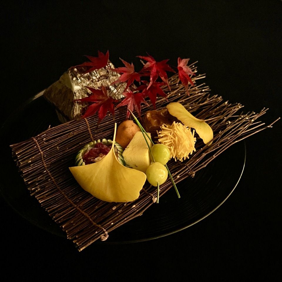 晚餐 35,000 日元 餐桌费 3,000 日元