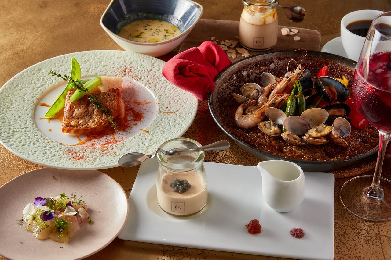 【土日祝限定乾杯ドリンク付ランチ】前菜盛り、魚料理と魚介のパエリアなどシーフードを楽しむ全6品ランチ