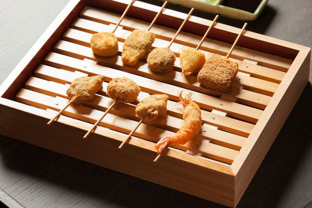 【だんセット】今月おすすめ3串、大人気串極上黒毛和牛ヘレ肉、フォアグラ、本日の海老を含む13本(生野菜、〆、デザート付き）