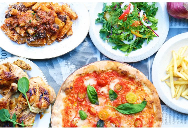 A dinner plan featuring our most popular à la carte signature dishes. For two people: ¥5,000~