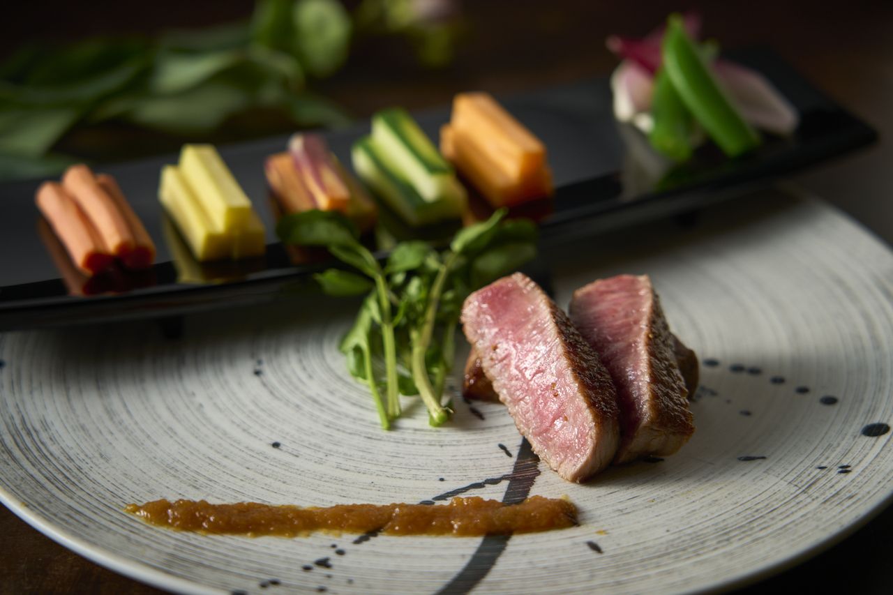 Private room guaranteed — Lunch: 至高桜 (Shikō Sakura)