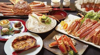 〈新鮮〉生簀捌きたて【活ズワイ蟹コース】