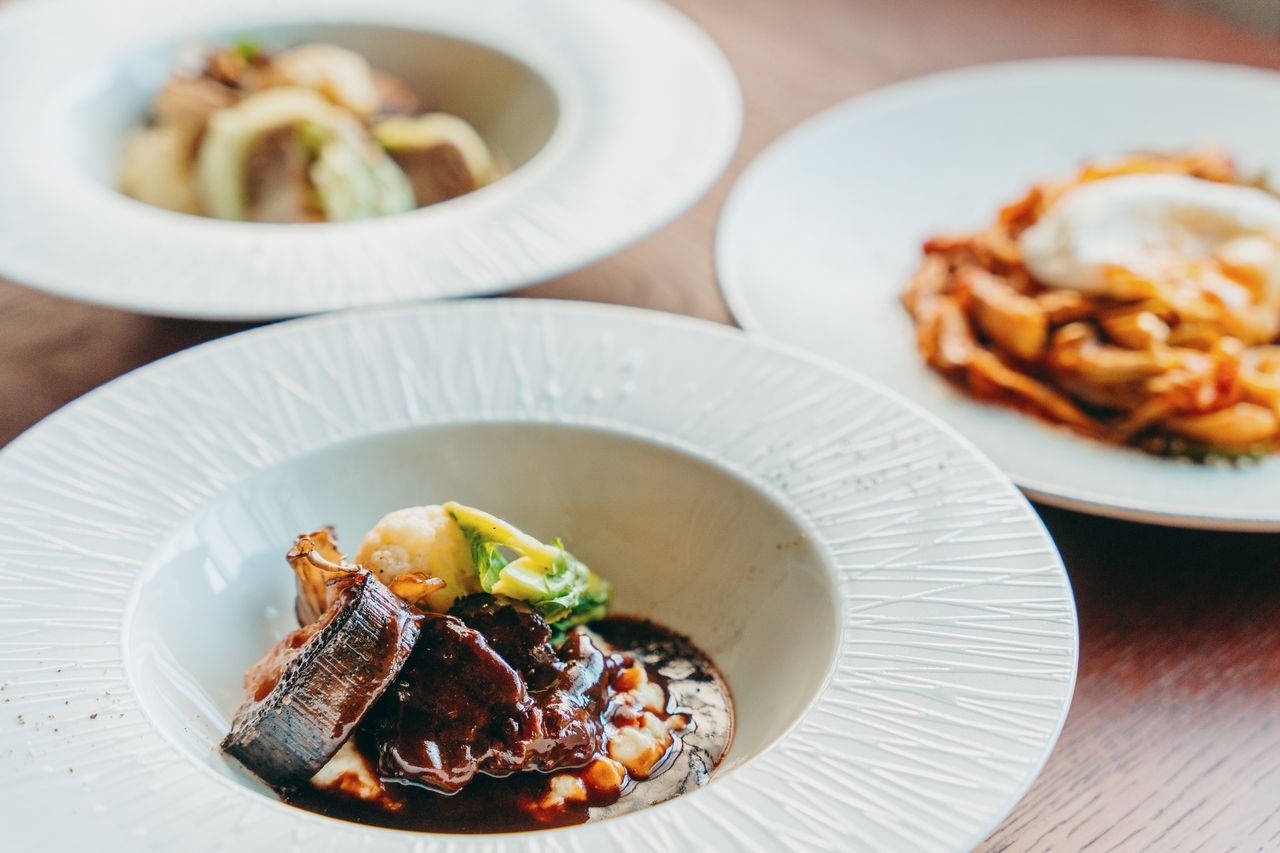 ランチメニュー　ばあく豚のハンバーグ　美人卵