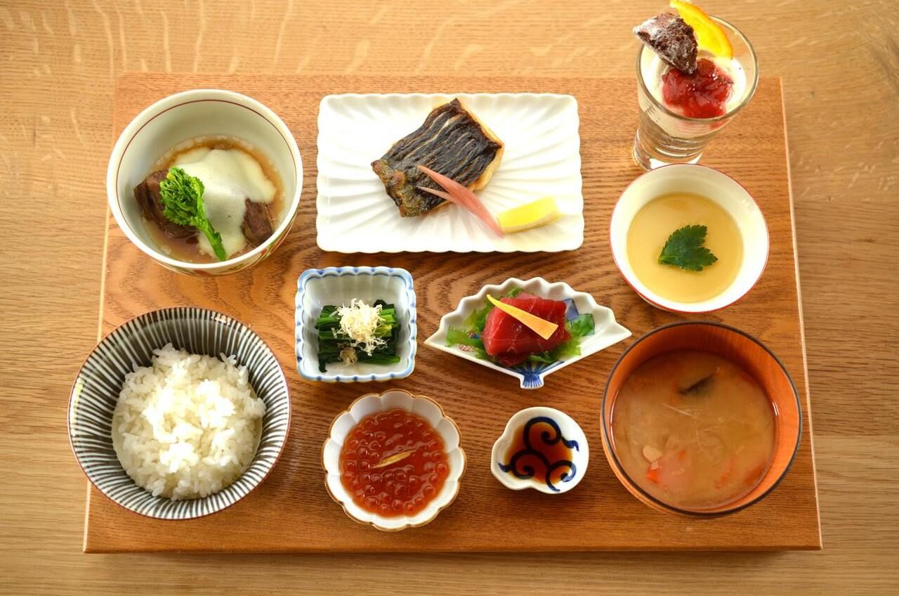 休日限定 お子さま膳　3300円