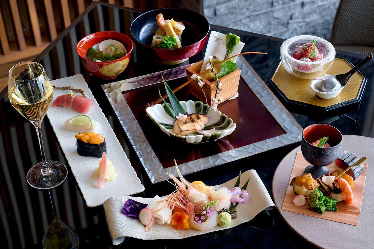 Dinner Kazabana Course (Japanese Set Menu)