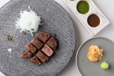 LUNCH — Crépuscule (クレピュスキル)