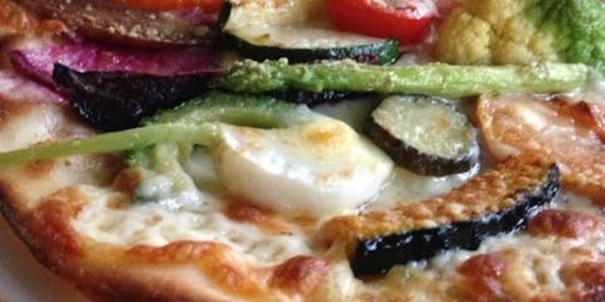 [Lunch] [Includes 3 hours of all-you-can-drink including sparkling wine] Premium shared lunch with 7 dishes including plenty of vegetables and today's main dish in a stylish space surrounded by greenery