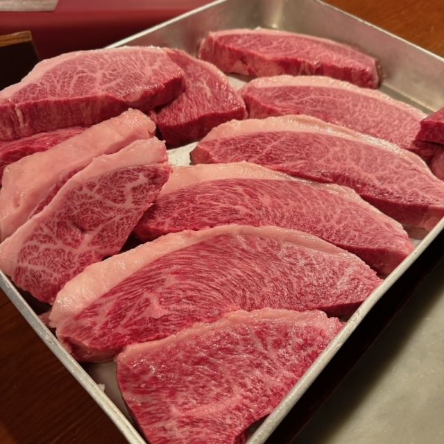 New menu! Add-on course for aged Japanese black beef! This course includes the charcoal grilled churrasco 100-minute course and a course that adds Japanese black beef rump that has been aged for over a month in a dry-aging machine! (50g per person (2-hour table system))