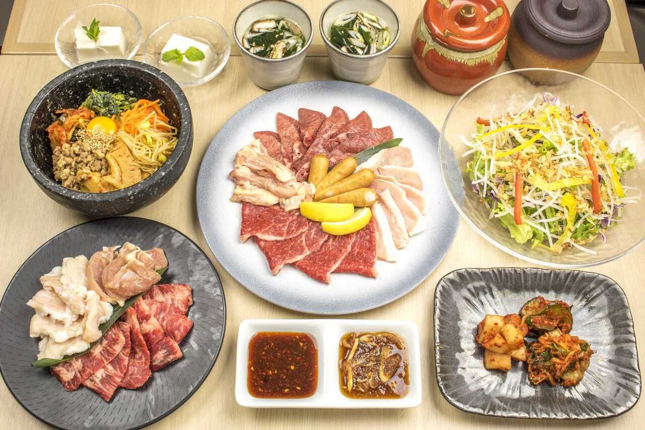 [OK on the day!] Standard course including Kuroge Wagyu beef ribs and salted tongue, 3,500 yen per person (tax included)