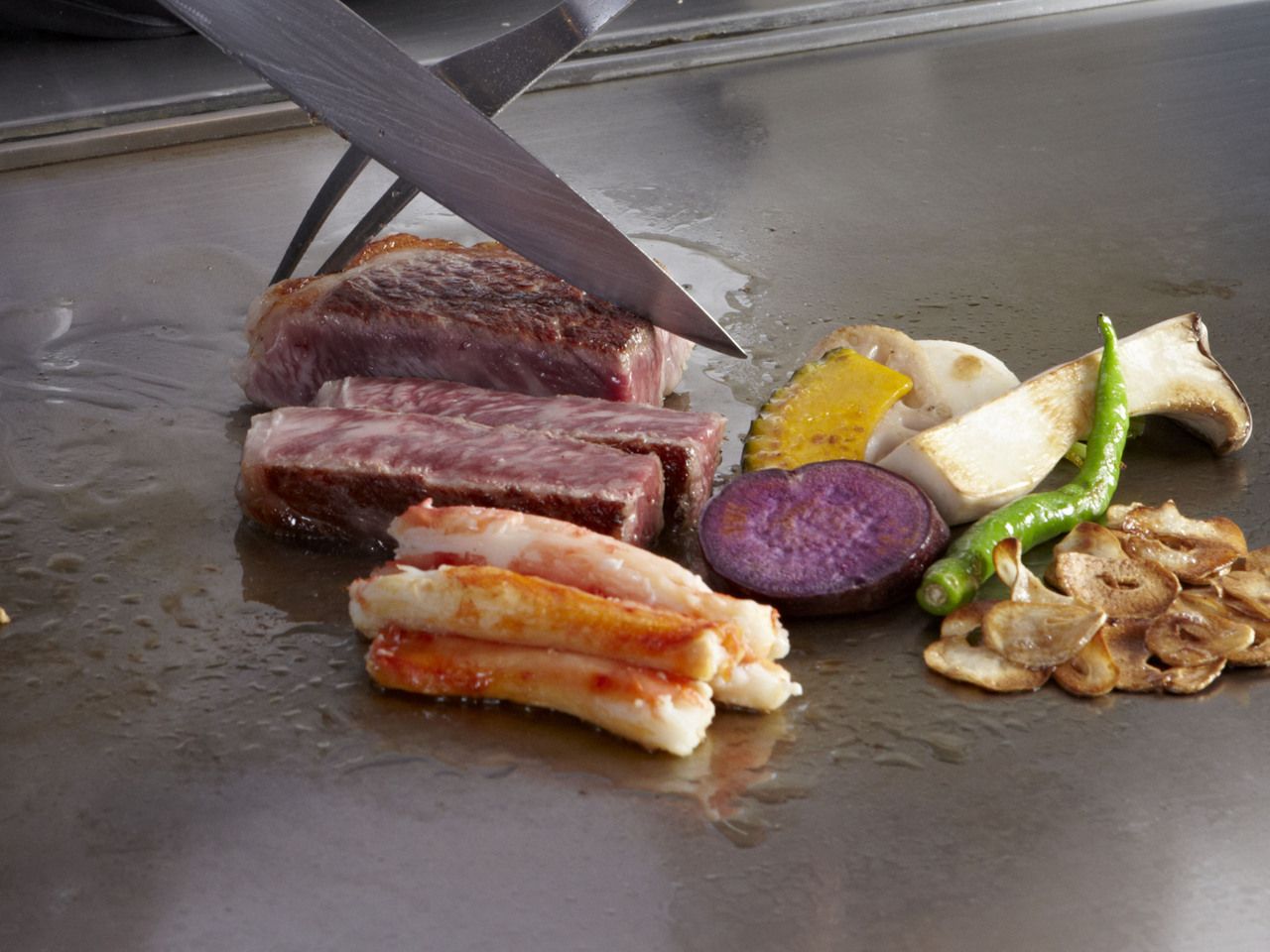 Spezieller Kobe-Rindfleisch-, Fugu- und Krabbengang