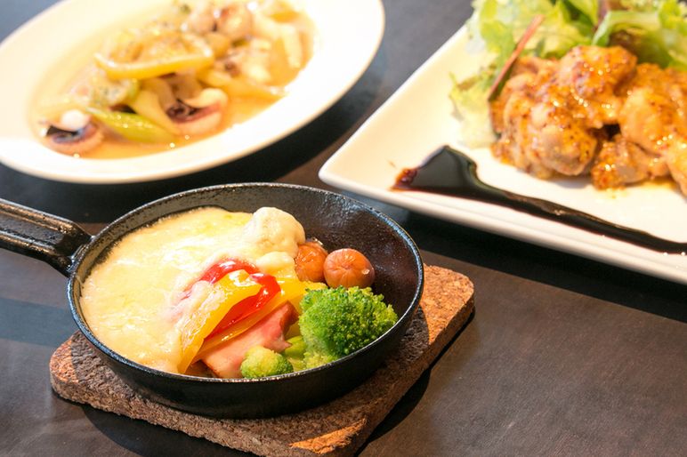 【プレミアムコース】トトロを味わい尽くせる全９品の贅沢フルコース！プレミアム飲み放題2時間♪生ビール＆スパークリングワイン付き(1人2杯まで)　(8名様以上の御利用でピザもついてきます♪)