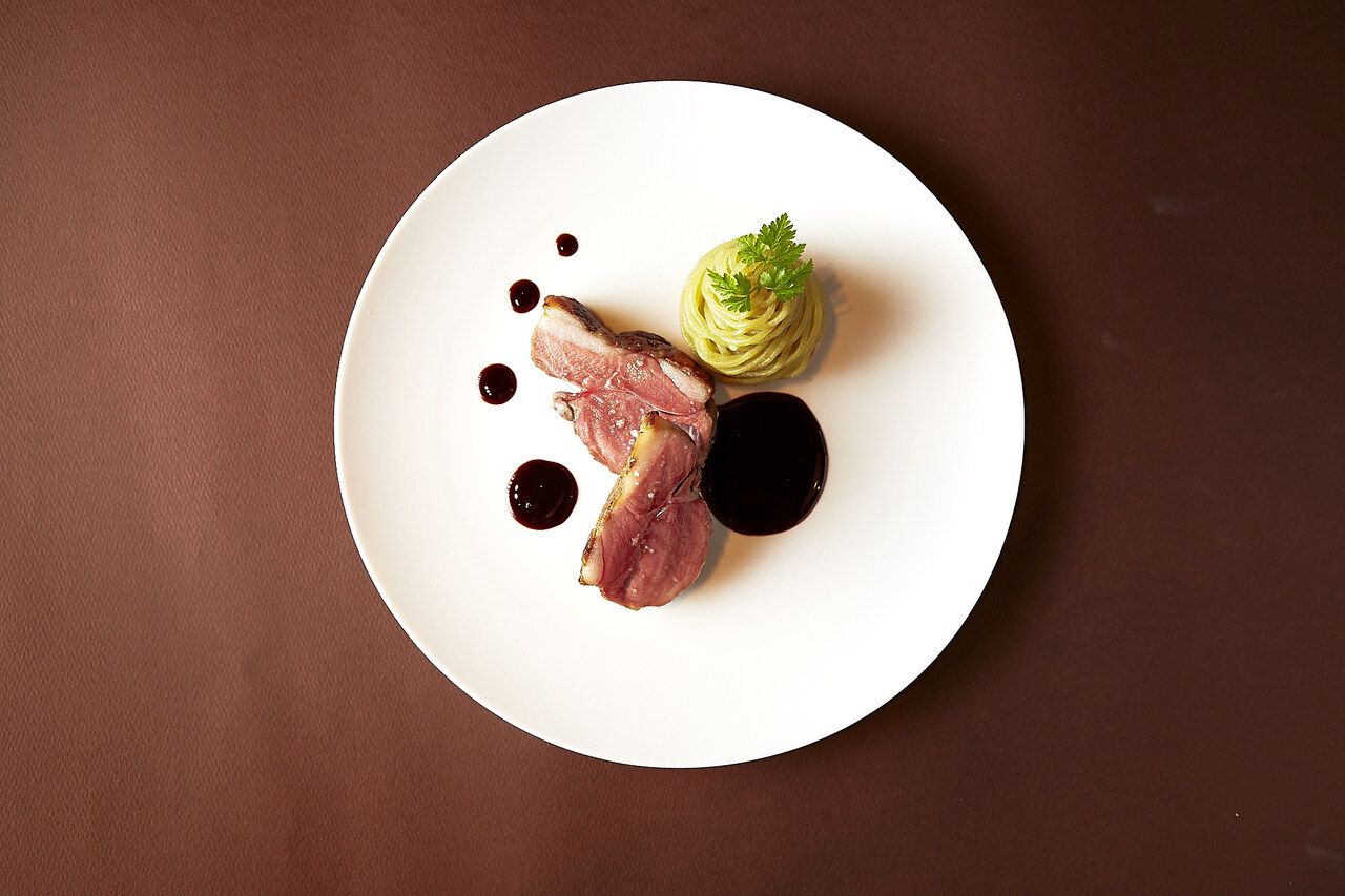 NOWADAYS DINNER COURSE