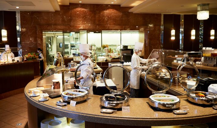 ランチブッフェ（土日祝日）  大人