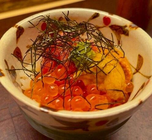 Lunch  private room　ゆったりとお使い頂ける個室確約！銀座の隠れ家寿司店で愉しむ寿司10貫、おまかせ丼など全7品