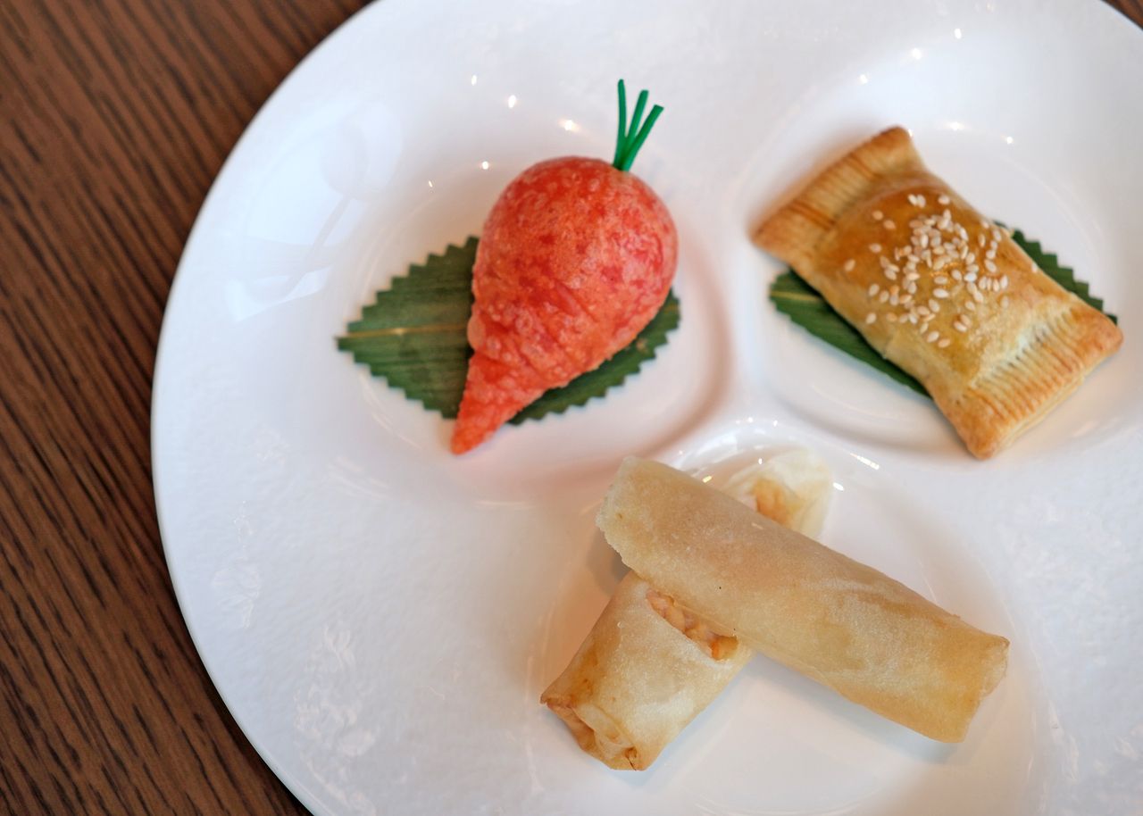 Lunch Course Discovery of Dim Sum (From 5 people)