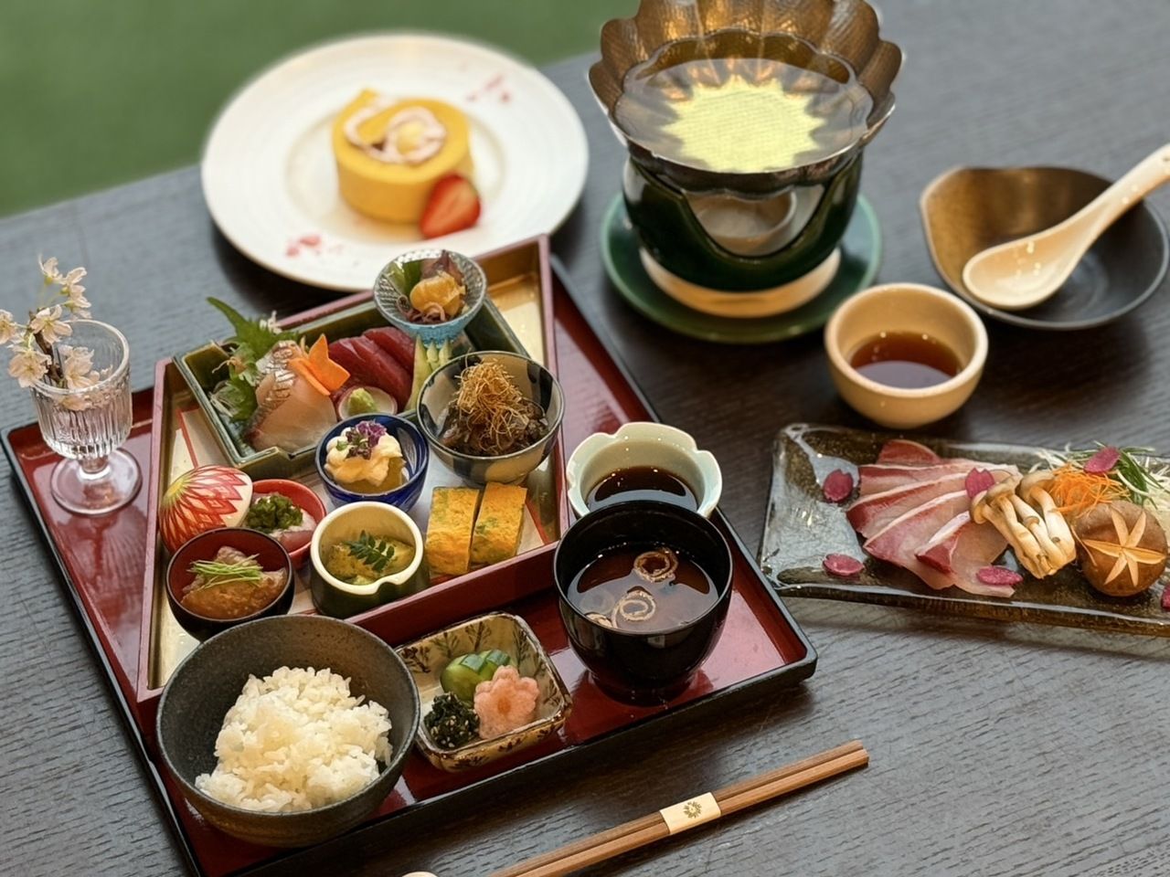 【3/24～4/6限定】桜鰤しゃぶと八寸御膳