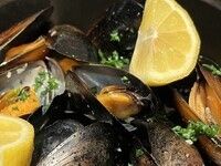 Meat Master Course A uses the highest quality Wagyu beef and an abundance of high-quality ingredients such as mussels.