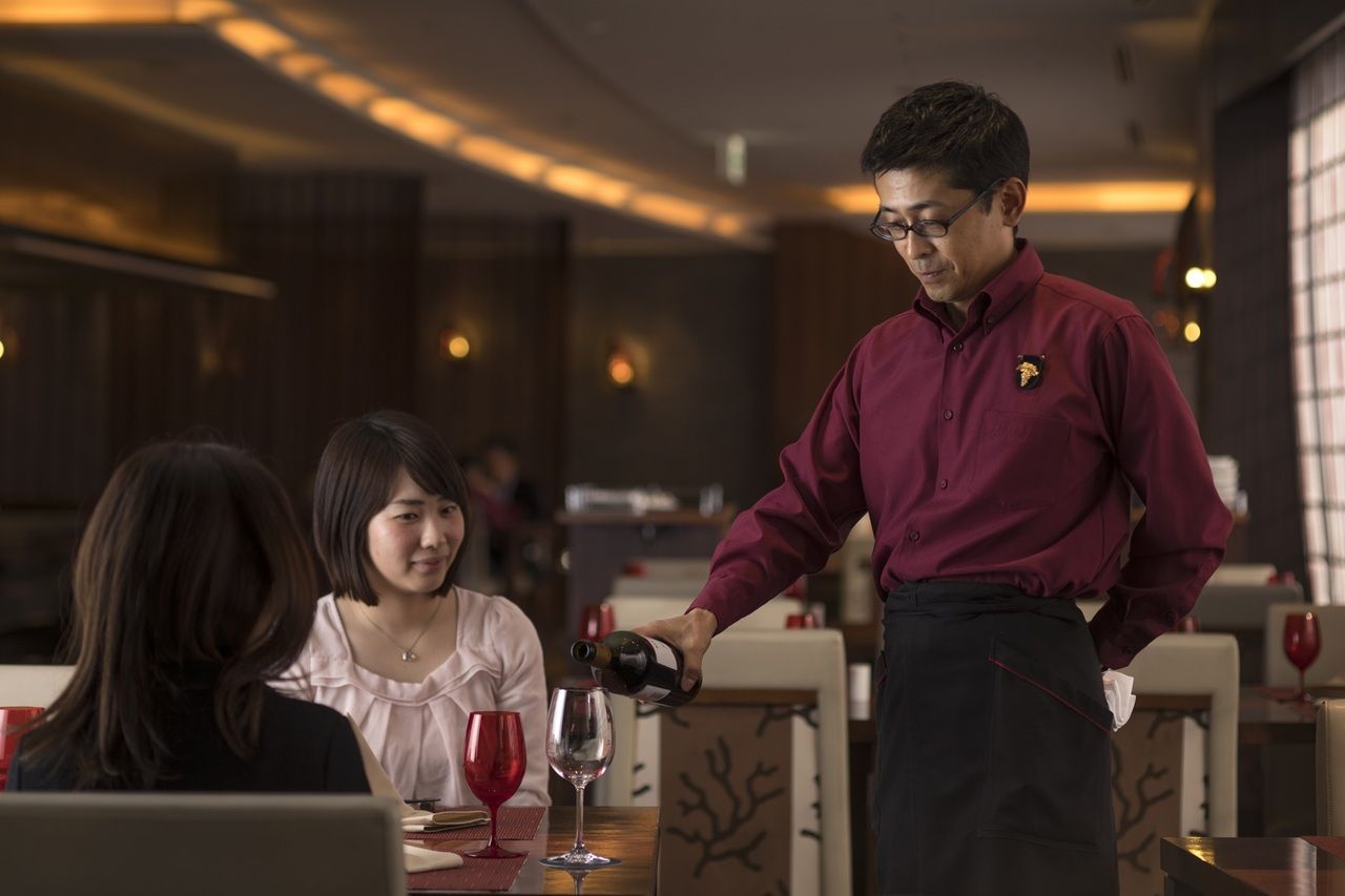 [Dinner] Wine pairing set Weekday only menu (table seating)