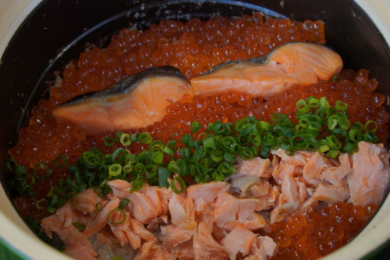 『米づくし』コース　鮭と豪快いくらの炊き込みご飯＊白ごはんの提供はございません