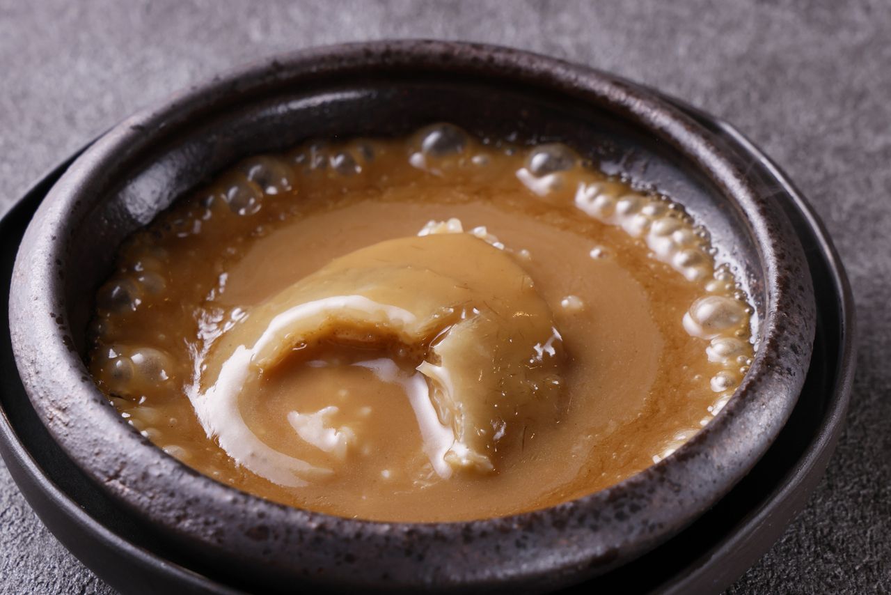 Jantar com 14 pratos