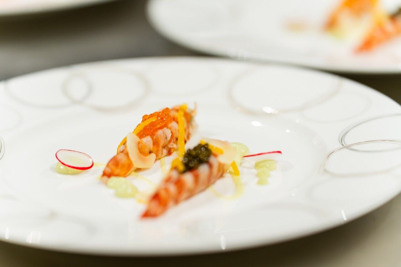 Lunch-only mini course with a choice of main course