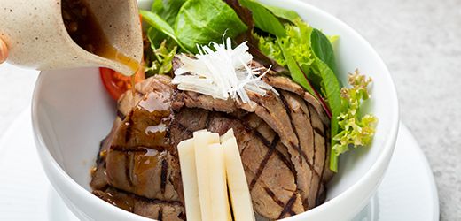 THE BEEF STEAK DON (beef steak bowl)