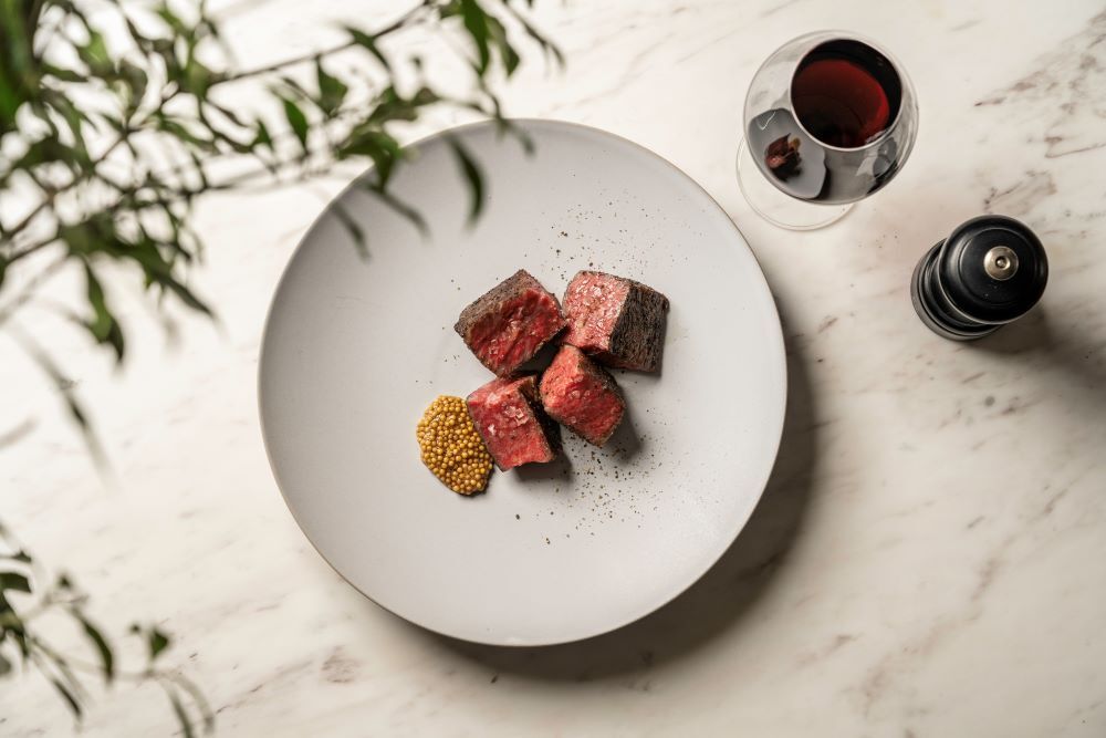 【Special Course】メインは飛騨牛に変更、濃厚ビスクリゾットもついた贅沢な George’s Dinner Course