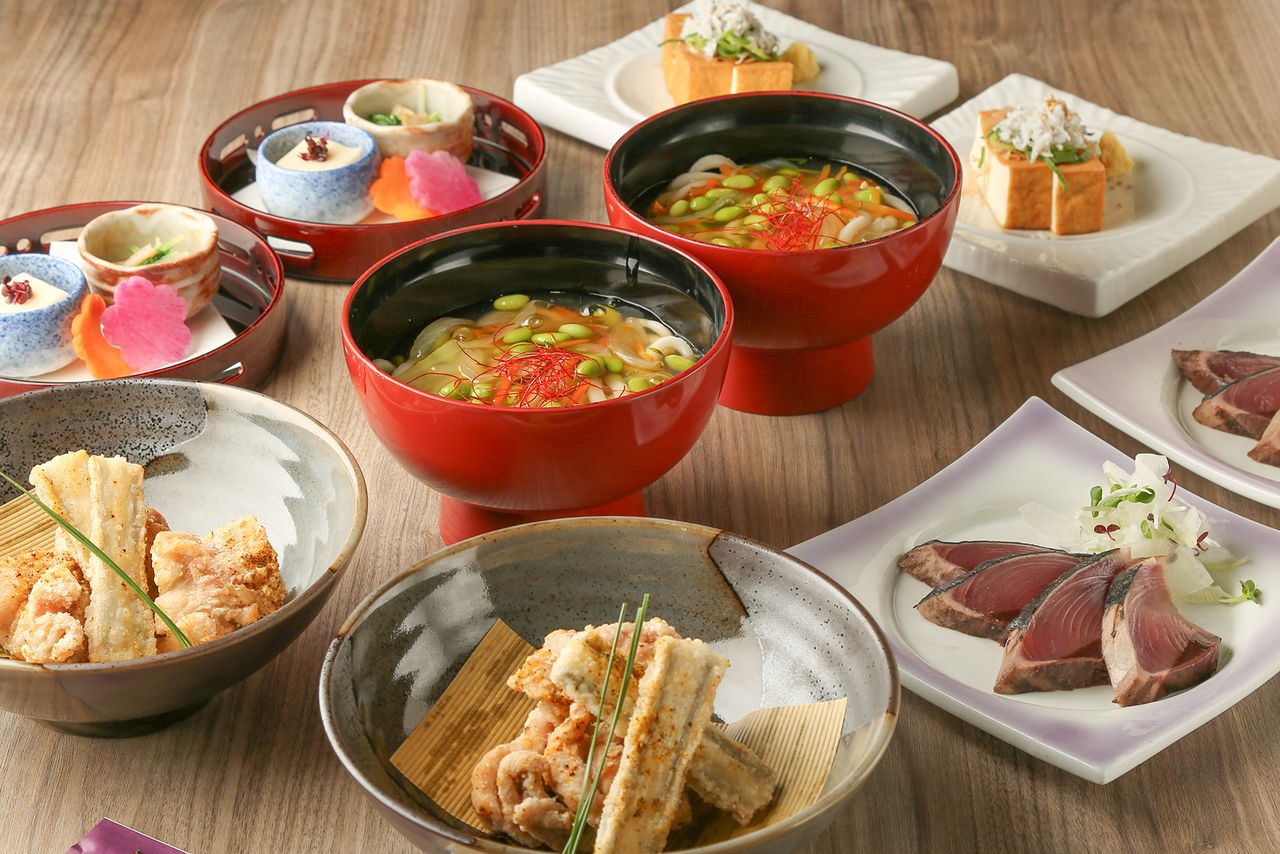 [งานเลี้ยงฤดูใบไม้ผลิ] เพลิดเพลินกับปลาสดส่งตรงจากท่าเรือประมงที่ทำสัญญา! แผนสบายๆ พร้อมเครื่องดื่มไม่อั้น 120 นาที