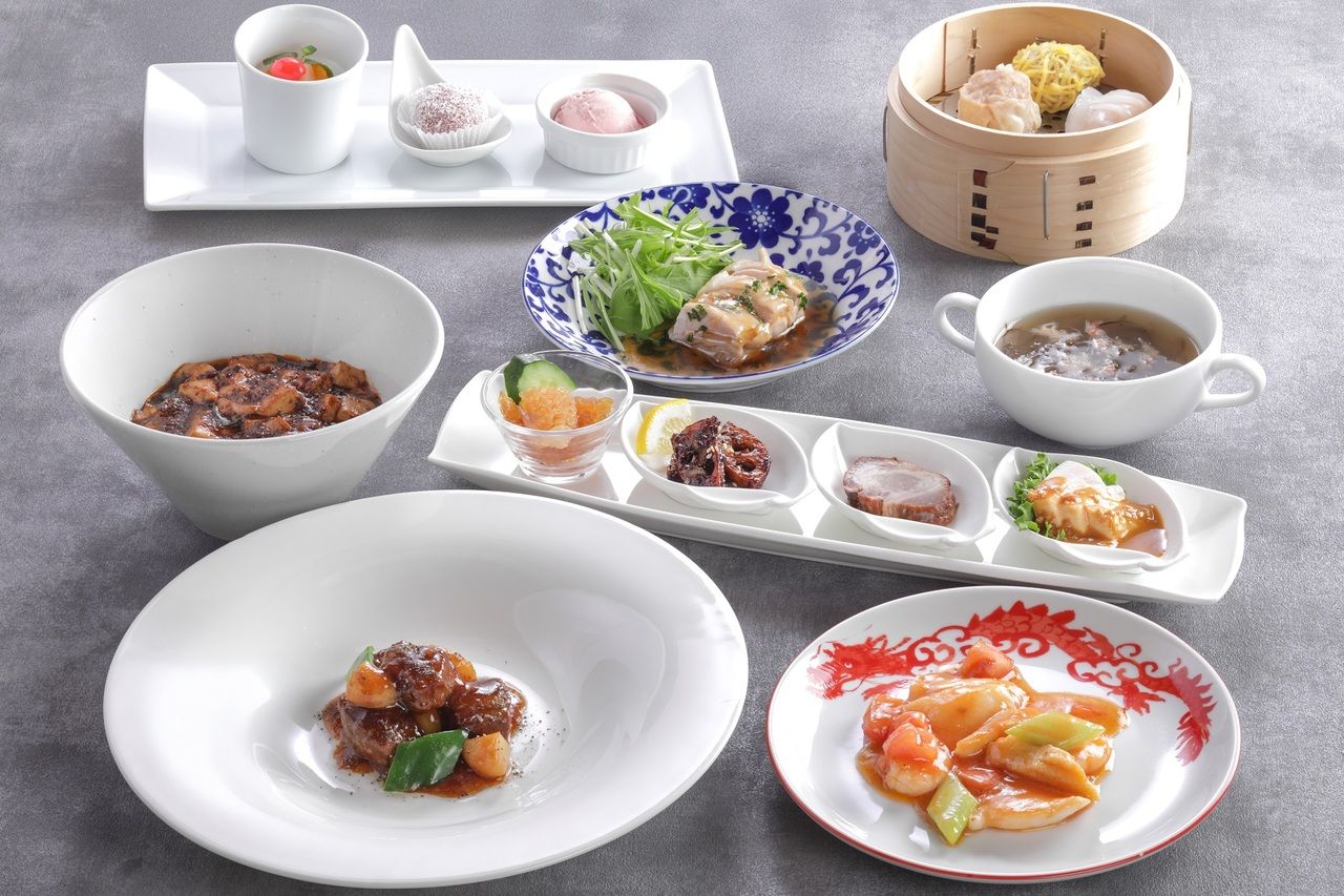 ＜豊楽／ランチ＞牛肉炒めや麻婆豆腐、デザート3種＋コーヒーなど全9品