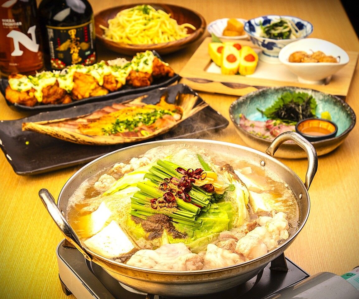 ◆定番・どんなシーンにも◆選べる牛もつ鍋や黒酢チキン南蛮など全9品 匠コース　『2.5時間飲放題付き』5,500円→5,000円