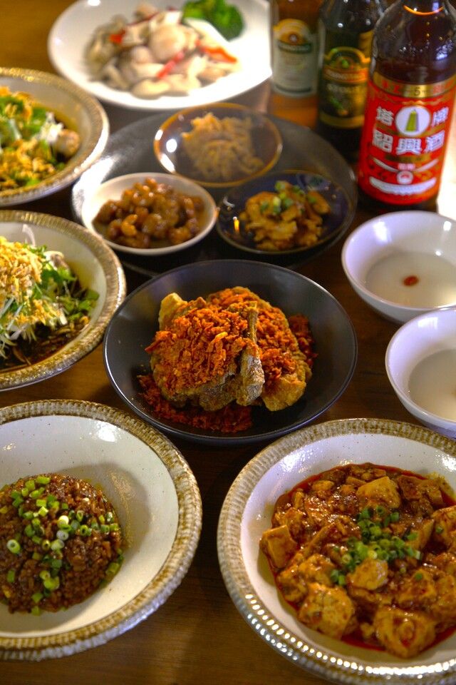 【シャンウェイ満喫宴会コース】毛沢東スペアリブも付いた忘年会にもおススメ♪お料理7品＋生ビール付き飲み放題2時間6000円