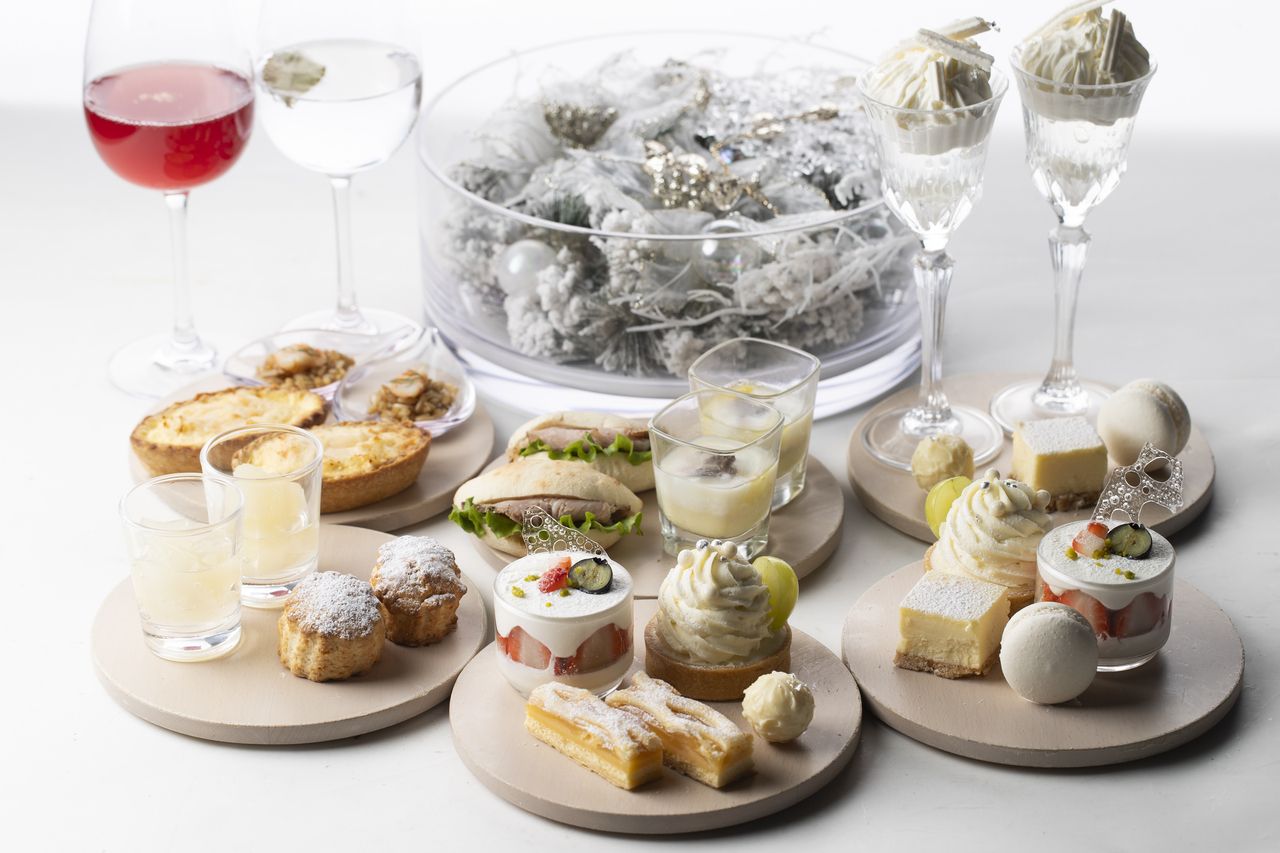 【週末 通常席（Viewチャージ含む）】“White Pearl” Christmas AfterMOON Tea