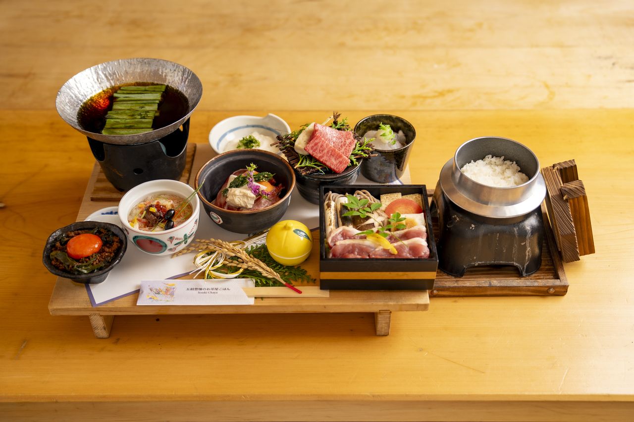 Kyoto Rice Bowl Five-Type Tasting Set ~Duck Loin and Winter Vegetable Sukiyaki Hot Pot~ (Winter version / From December 1, 2025)