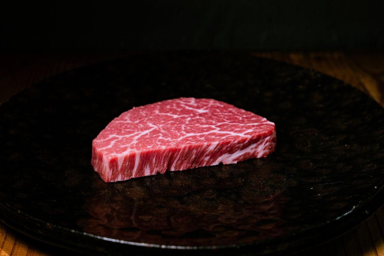 [Japanese Black Beef Chateaubriand Course]