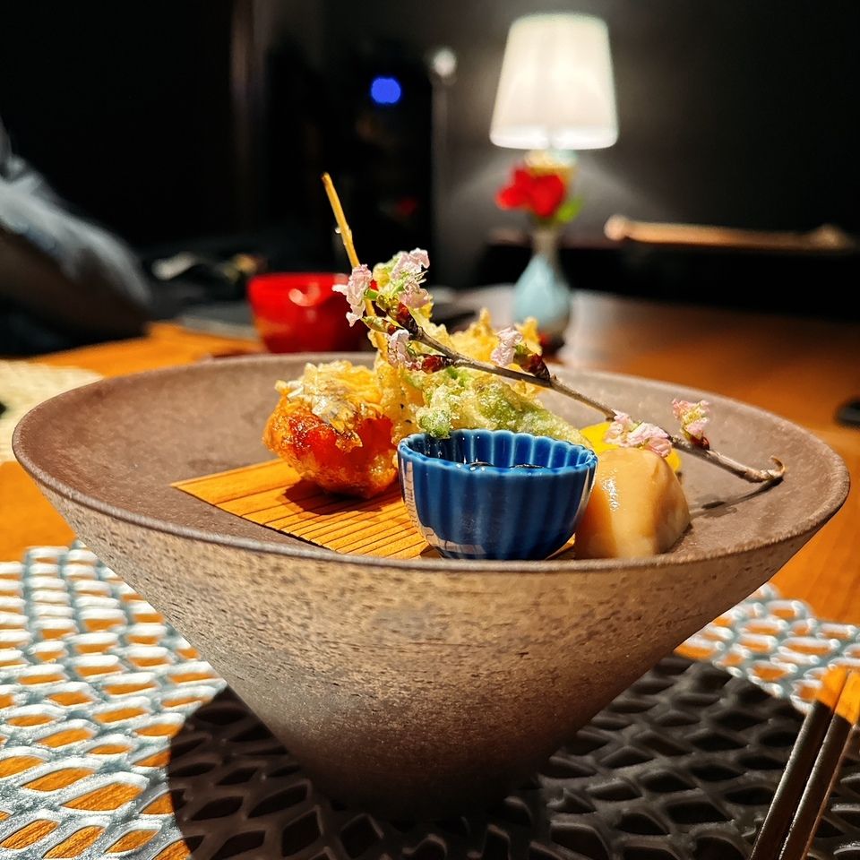 [Etsu] Dinner (with welcome drink)