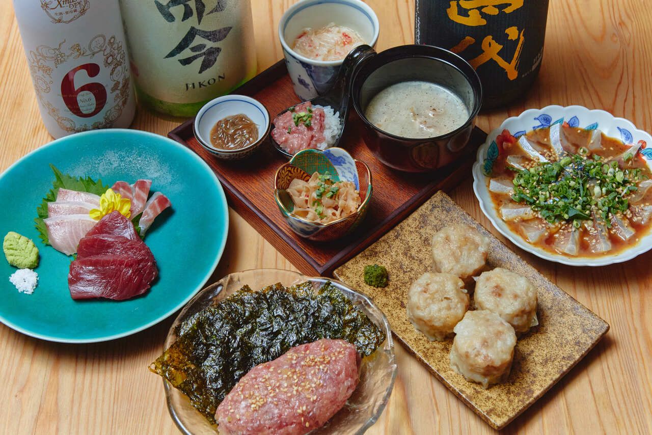 Five seasonal appetizers and three chef's choice dishes *All-you-can-drink not included